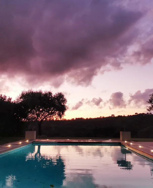 Éclairage de piscine et jardin